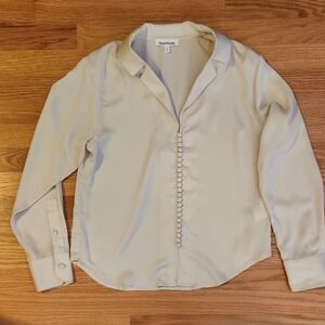 Heartloom Ivory Blouse, Satin Feel, Size Small NWOT